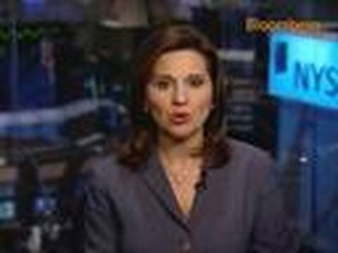 Most U.S. Stocks Fall as MBIA, Fluor Slump on Earnings: Video