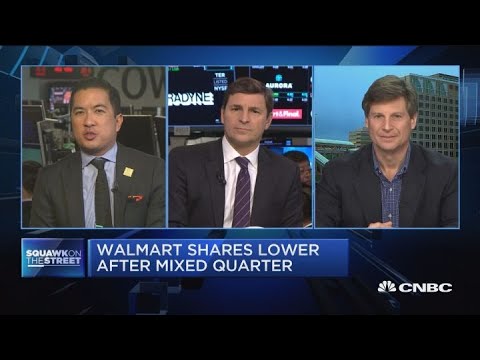 Walmart shares drift lower after mixed earnings