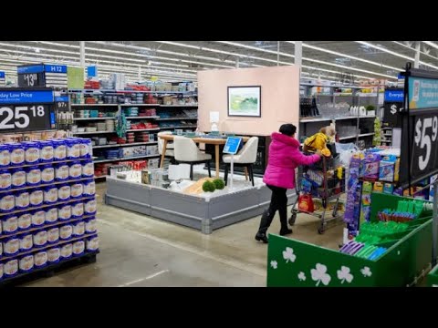 Walmart&#039;s 2025 Forecast: Challenges Ahead!